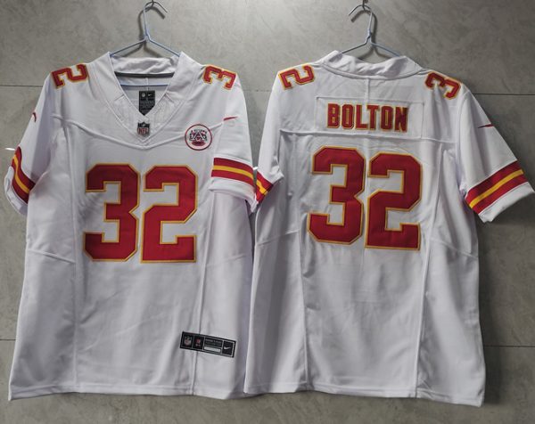 Men’s Kansas City Chiefs #32 Nick Bolton White 2023 F.U.S.E. Vapor Untouchable Limited Stitched Jersey  - Custom Name